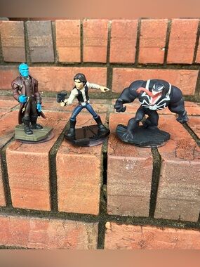 Disney Infinity 2.0 Marvel & Star Wars Super Heroes Yondu Venom & Han Solo